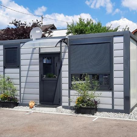 Gemuetliches Tiny Home Mit 30M2 Inklusive Kochmoeglichkeit Lenzing المظهر الخارجي الصورة